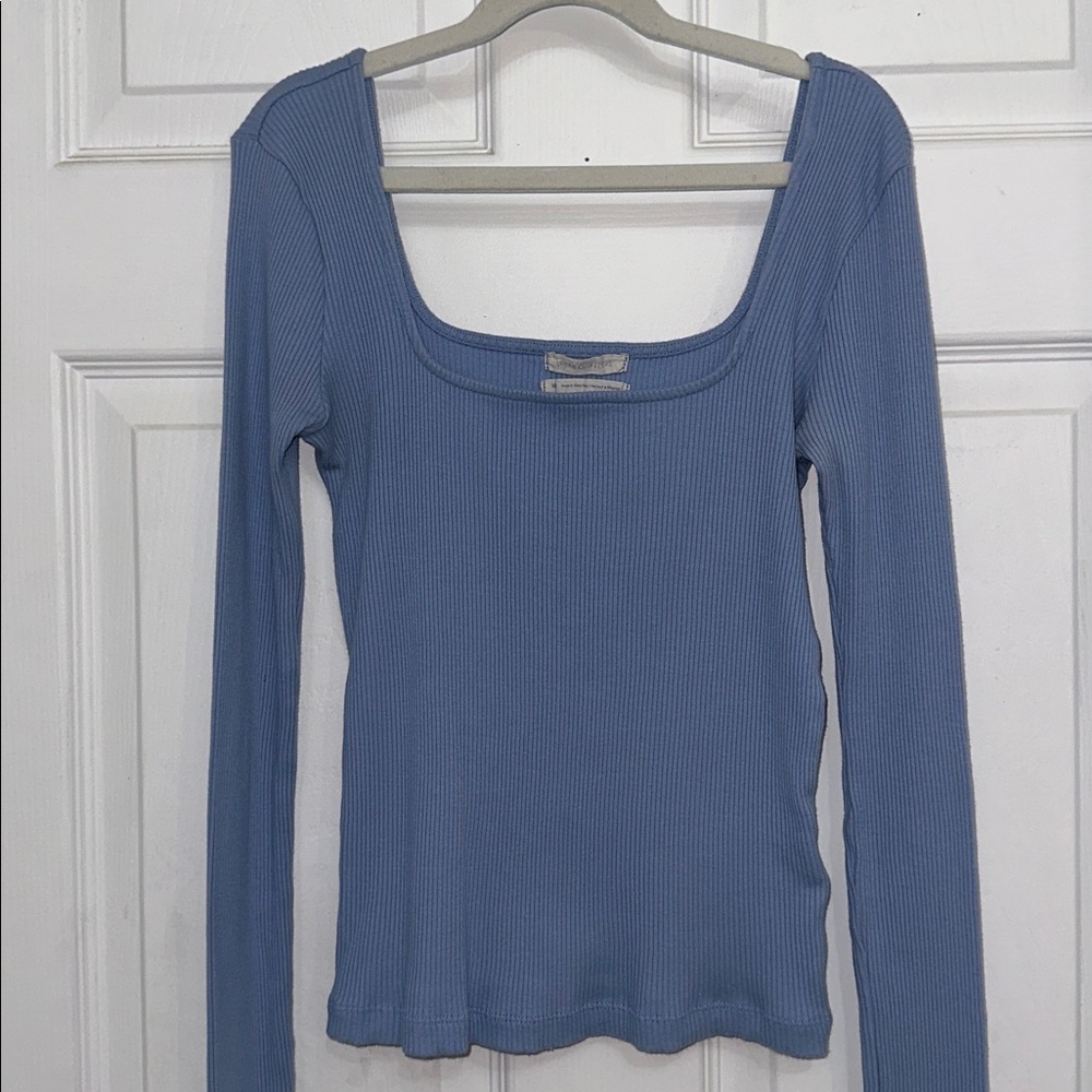 Urban Outfitters Blue Ribbed Long Sleeve Top size medium